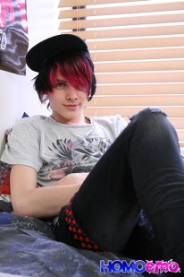 206px x 309px - Cute Emo Boy Damien Winters from Emo Network - Free Gay Porn - Gallery 28677