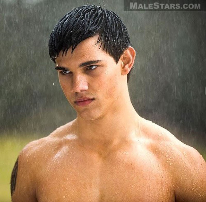 Taylor Lautner Gay Porn - Taylor Lautner from Male Stars at JustUsBoys - Gallery 31144
